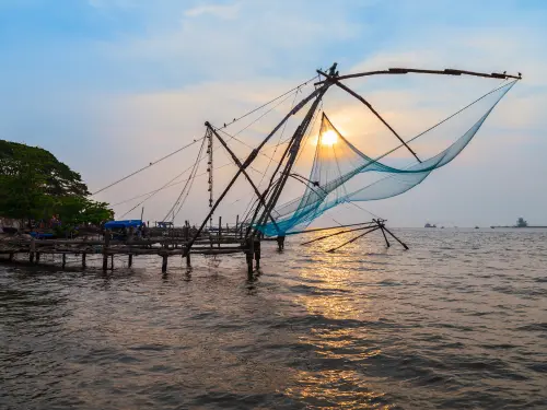COCHIN & MUNNAR 